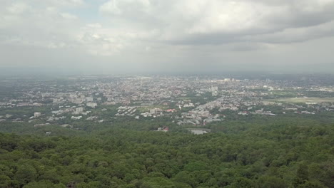 Una-Descripción-Aérea-De-Drones-De-Chiang-Mai,-Tailandia