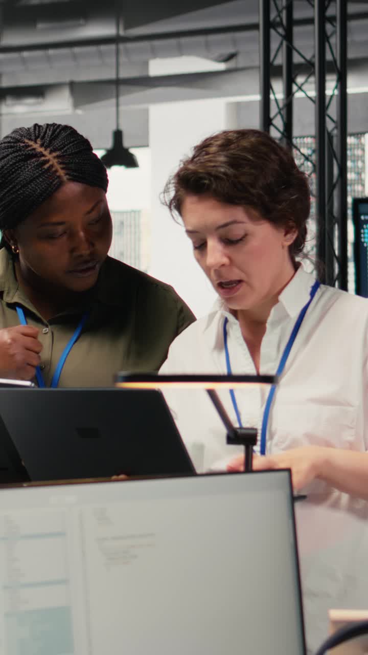 Vertical video Programmers in office automating workflows using artificial intelligence tech