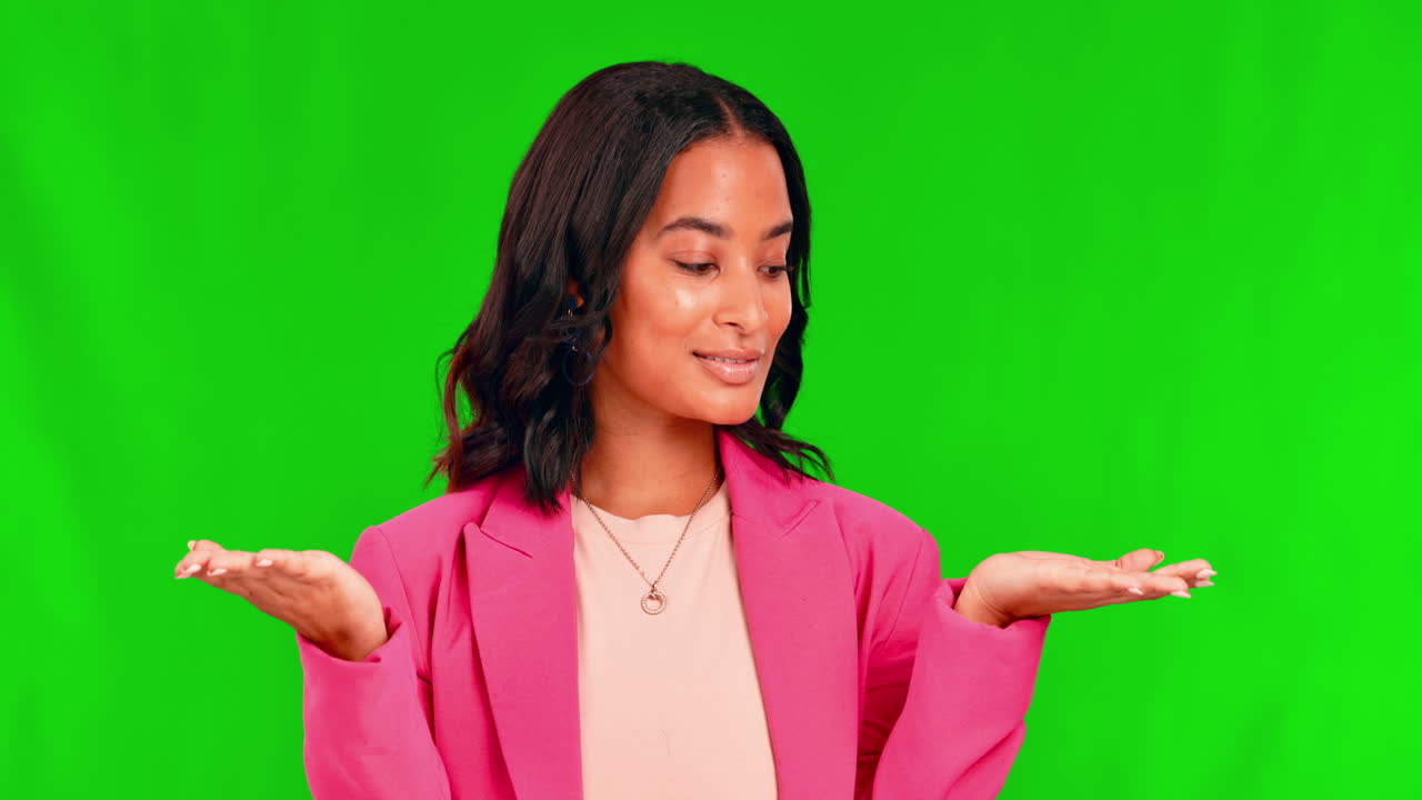 Business woman face, green screen