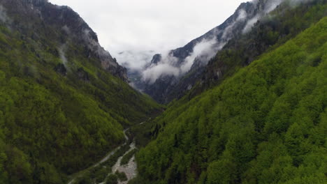 Flying-through-the-valleys-of-Nemuna-National-Park,-Kosovo