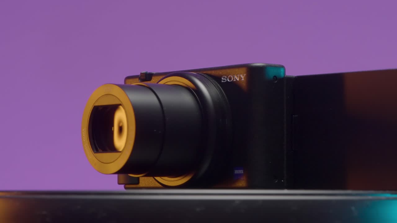 Sony Digital Camera with Zeiss Lens