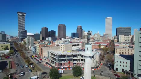 Good-aerial-fly-by-of-the-Robert-E-Lee-statue-reveals-downtown-New-Orleans-Louisiana-1