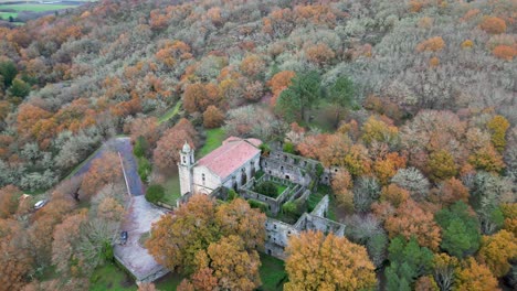 antiguo monasterio en las montañas de xinzo de limia ourense, españa, bon xesus de trandeiras
