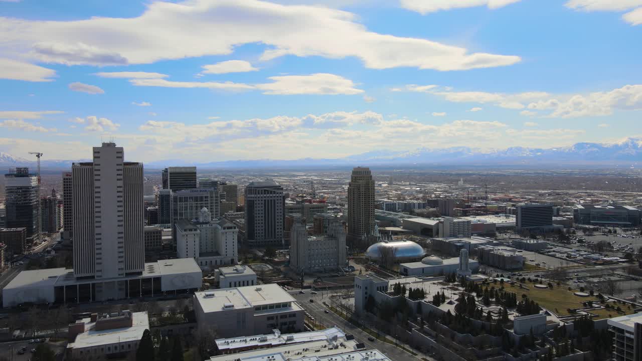 미국 도시의 고층 건물에 대한 훌륭한 공중 촬영