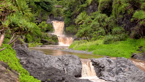 Piscinas-De-&#39;ohe&#39;o-Alias-Siete-Piscinas-Sagradas-En-Maui-Hawaii