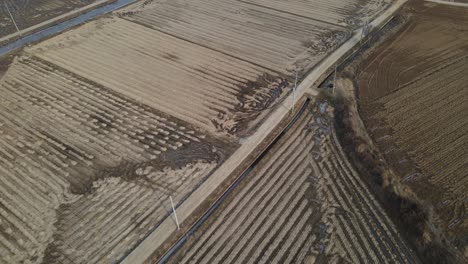 Campos-Y-área-De-Tierras-De-Cultivo,-Rural-De-Seosan,-Corea-Del-Sur