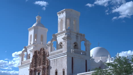 Mission-San-Xavier-Del-Bac,-Arizona