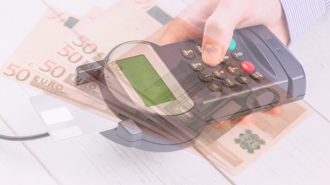 유로 지폐가 결제 터미널을 들고 있는 백인 남자의 손에서 떨어지는 애니메이션