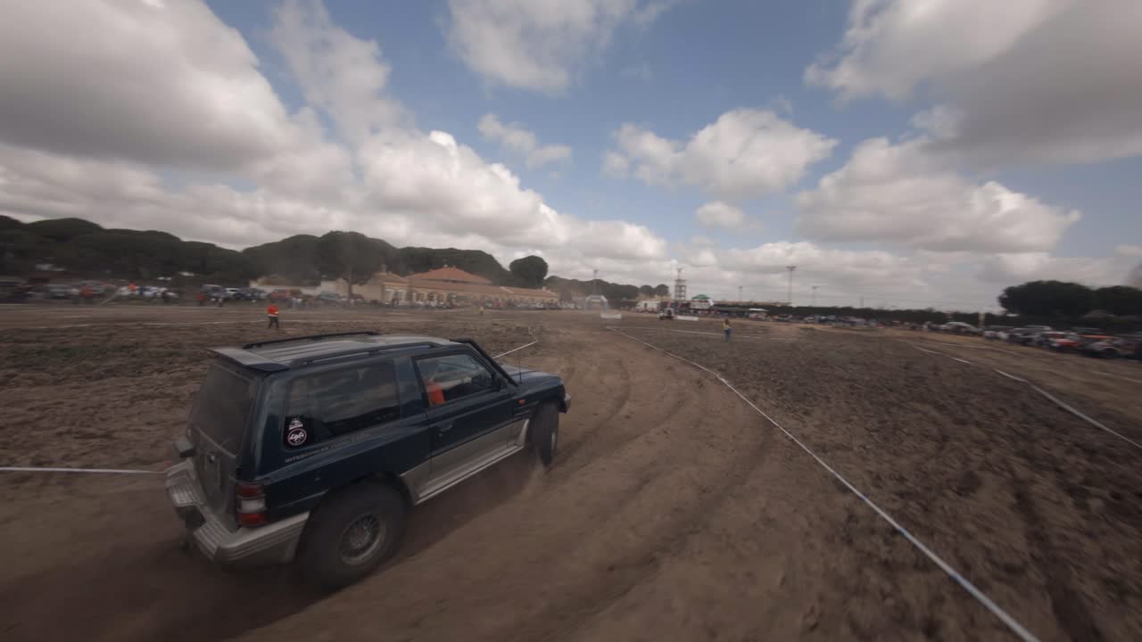 FPV: Sand ruts challenge off road racers in Iberlince Hispalis race