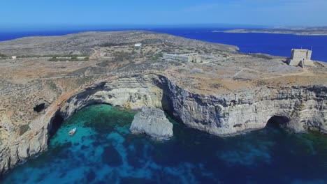 isla de comino desde el aire en malta