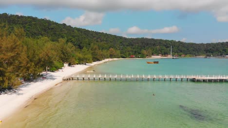 Playa-Y-Muelle-De-La-Isla-De-Koh-Rong-En-Camboya,-Popular-Destino-Turístico-En-Asia