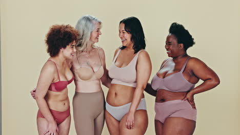 cara, diversidad y mujeres con ropa interior