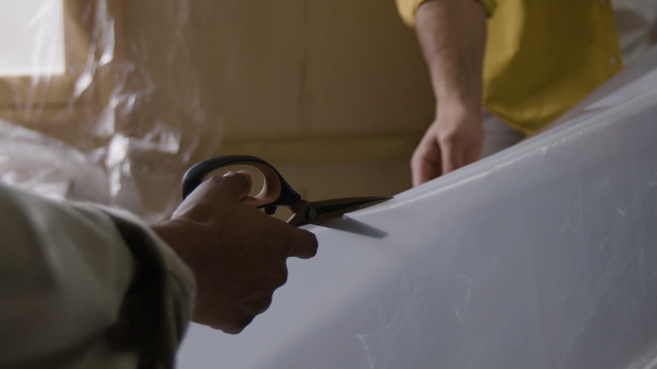 Cutting Plastic Sheeting