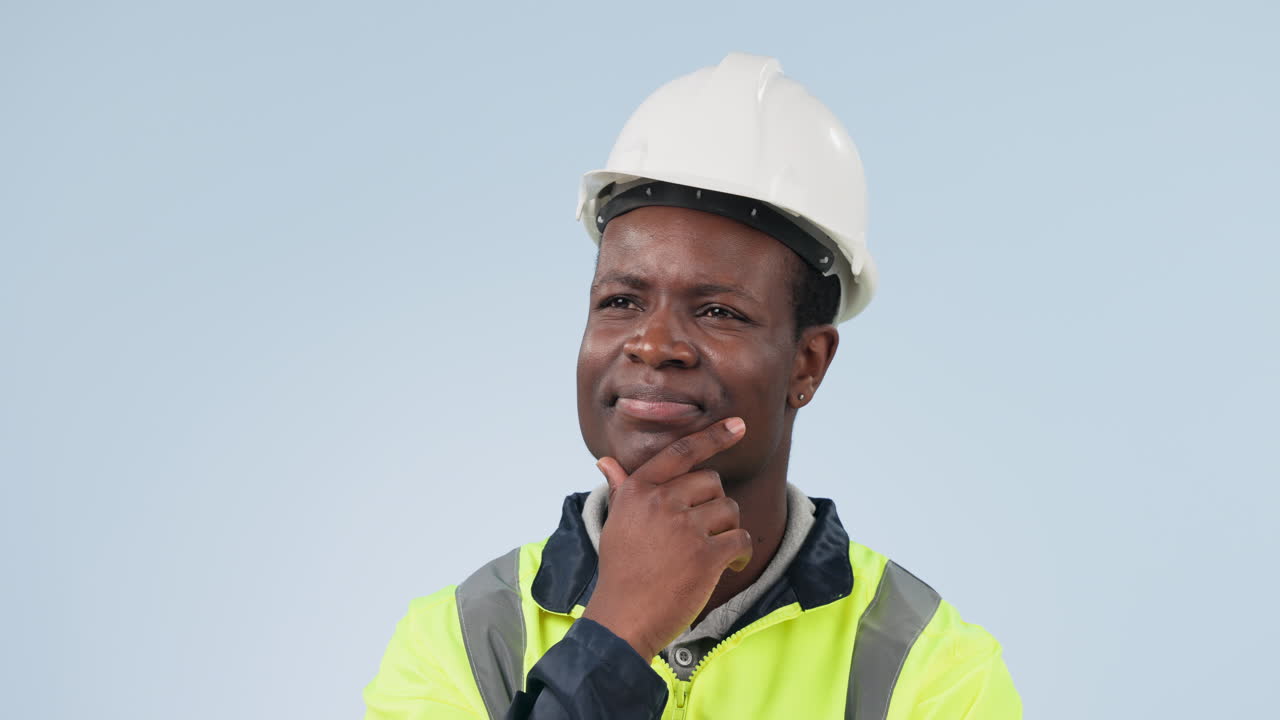 construcción, pensamiento y hombre negro