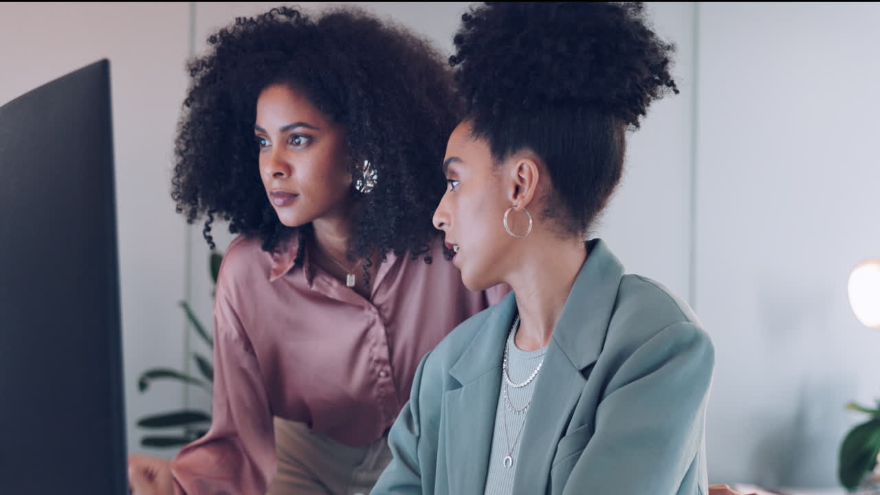 컴퓨터, 흑인 여성 또는 관리자 코칭