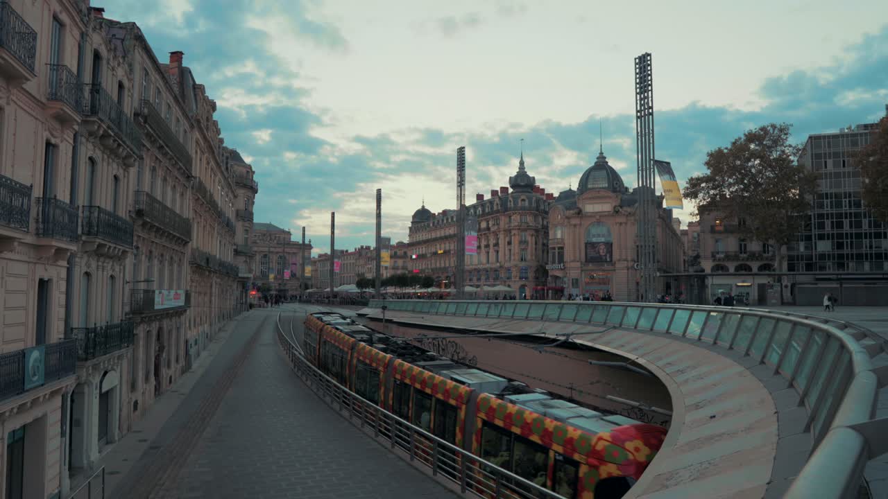 와이드 샷: place de la comédie, montpellier - 프랑스