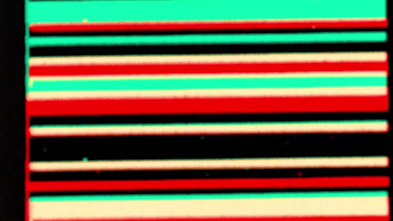 Testo in sovrimpressione distorto