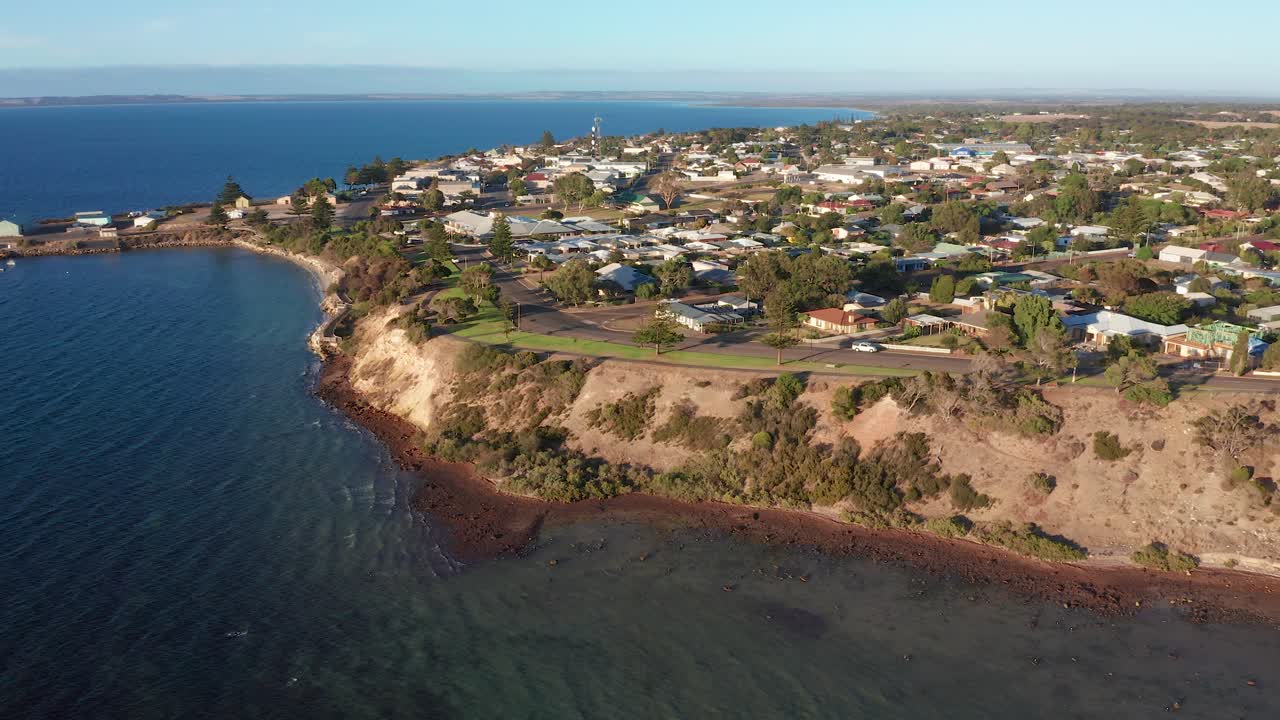 Picturesque drone shot of seaside town Kingscote with residential homes and buildings, Kangaroo Island, South Australia