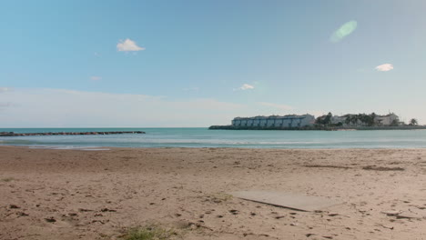 playa y puerto de las fuentes