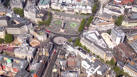 Aerial-view-of-Trafalgar-Square,-Nelson's-Column-and-the-National-Portrait-Gallery,-London,-UK