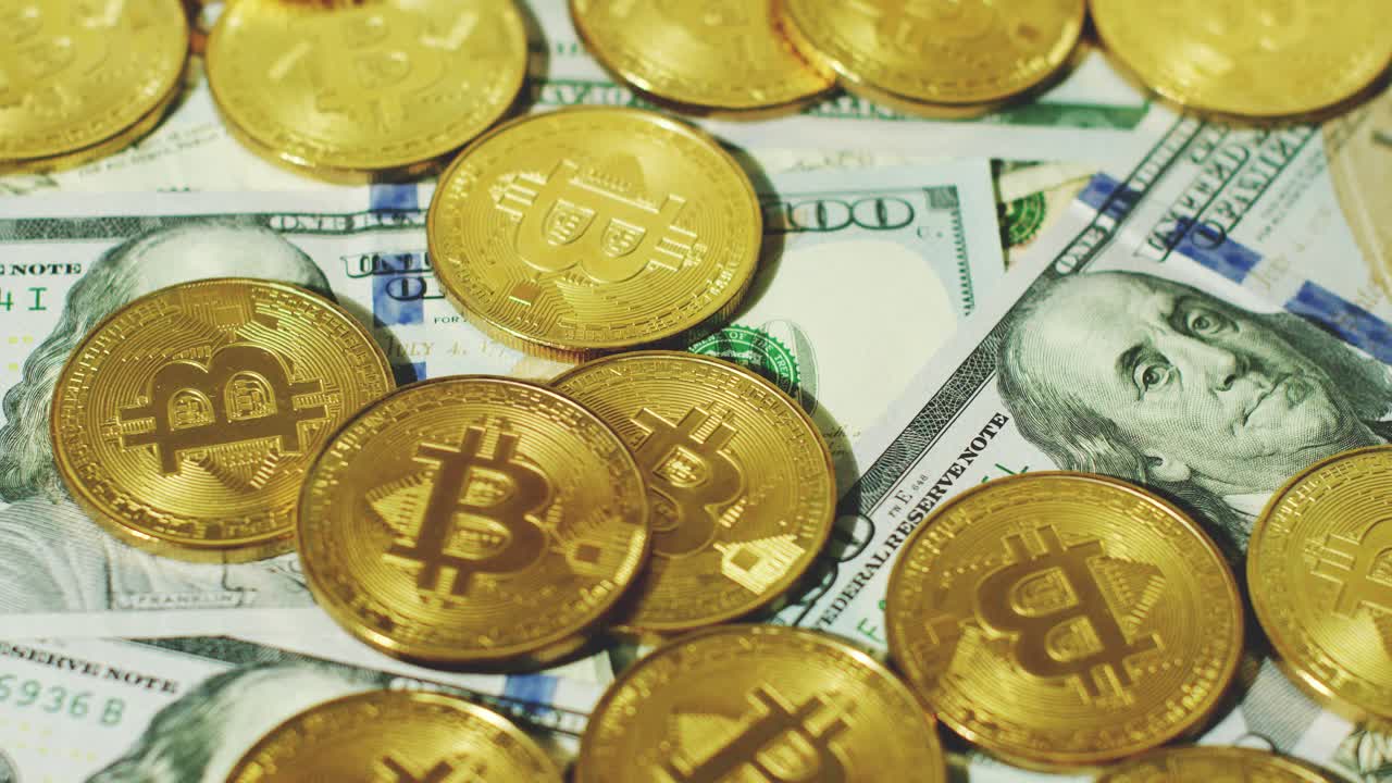 bitcoins brillantes con nuevos billetes