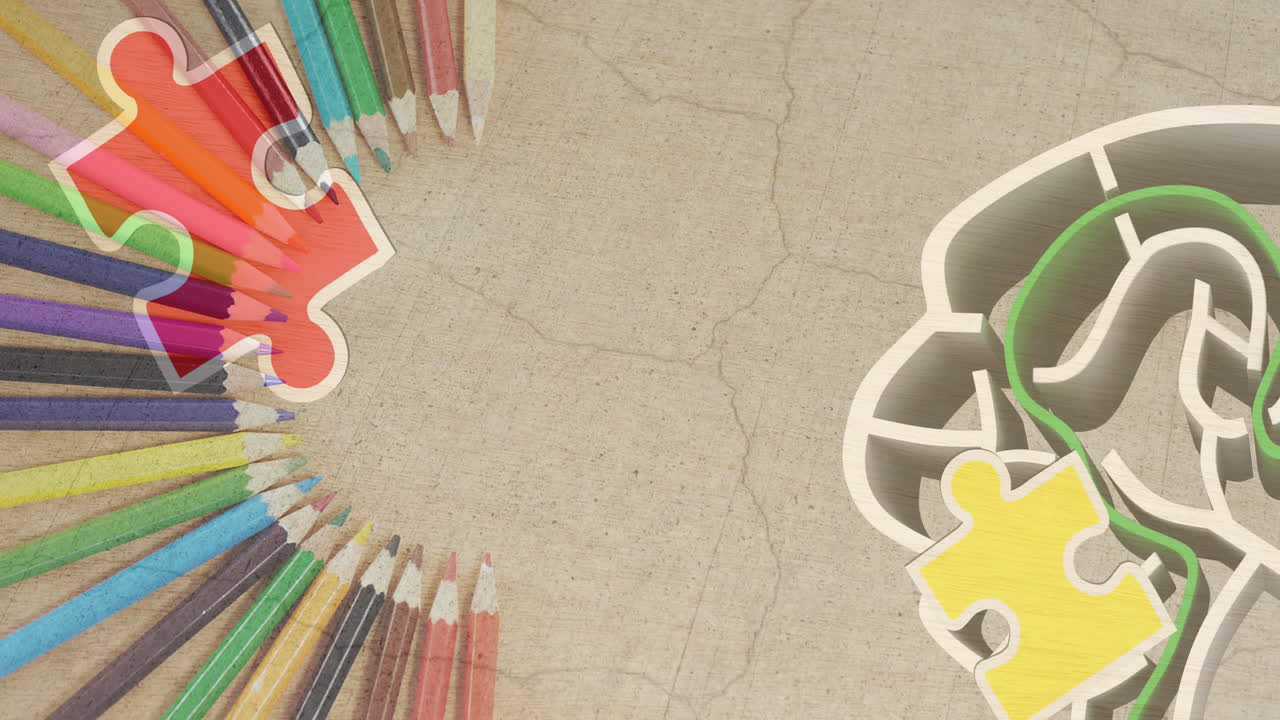 Gri arka plan üzerinde labirent ve renkli kalemlerle insan beyni üzerine düşen yapbozların animasyonu