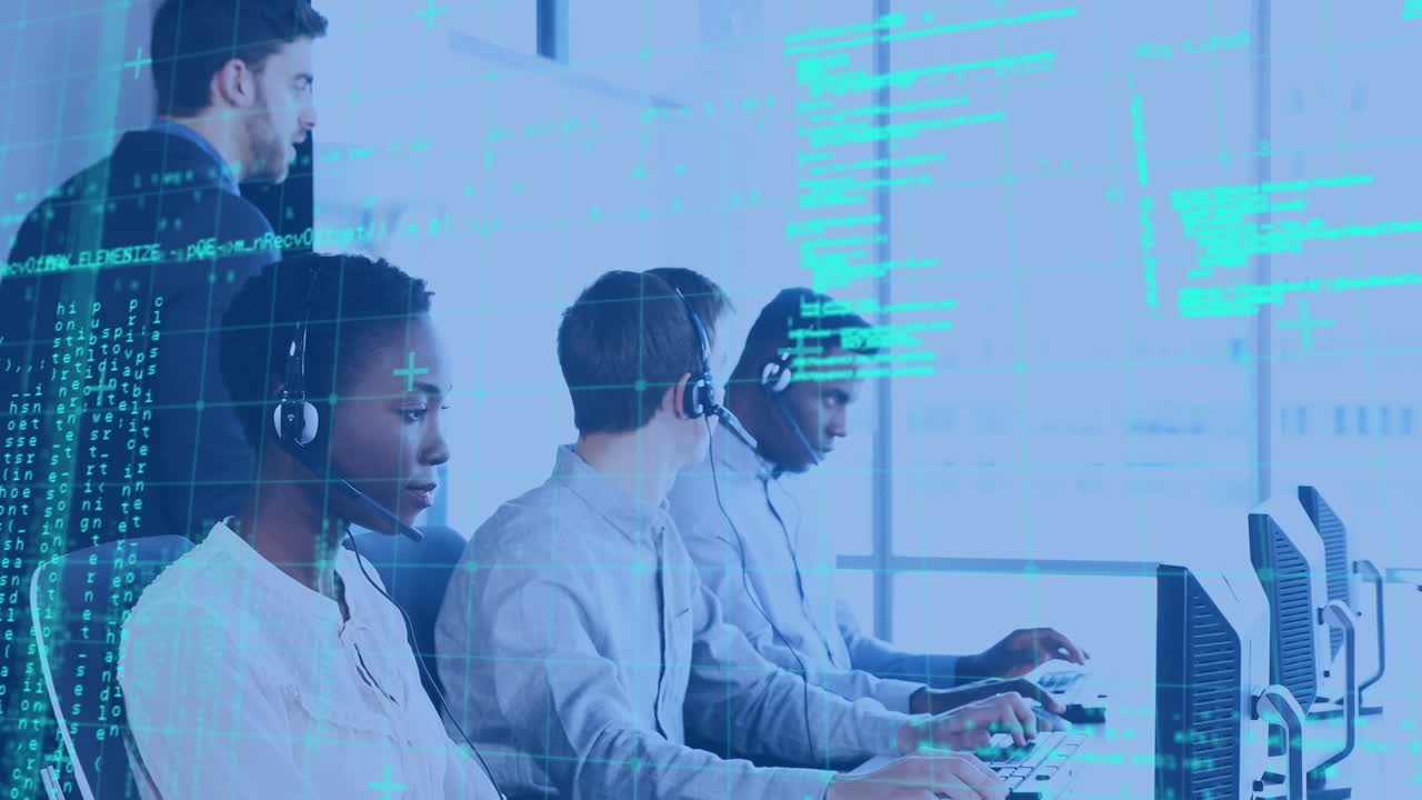 animación del procesamiento de datos sobre diversas personas de negocios que usan auriculares telefónicos