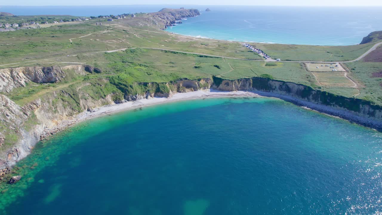 프랑스 브리타니 의 카마레트 수르 메르 해변 과 해안