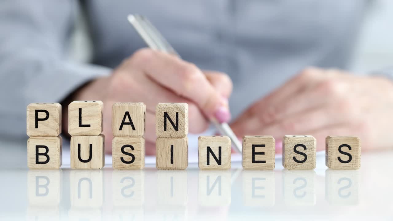 계획 및 비즈니스 플랜 클로즈업 작성