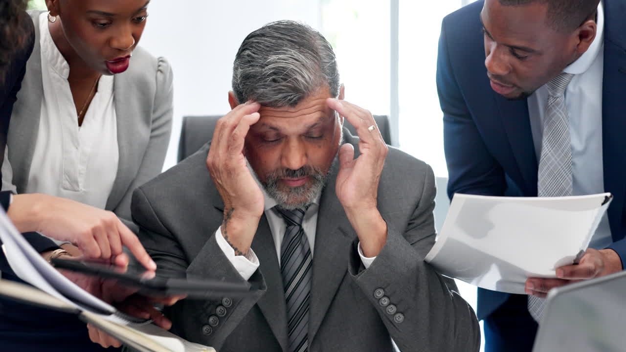 스트레스, 두통 및 노인과 압도