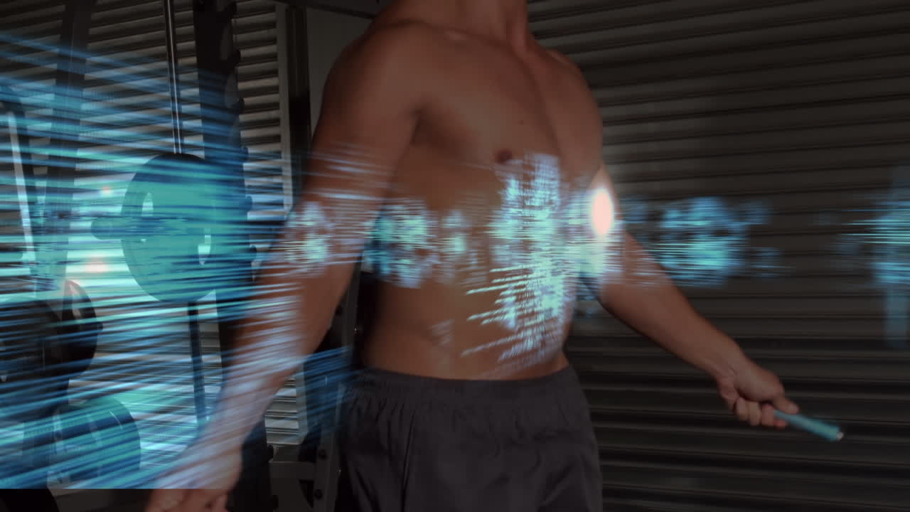 animación del procesamiento de datos sobre un hombre fuerte haciendo ejercicio en el gimnasio