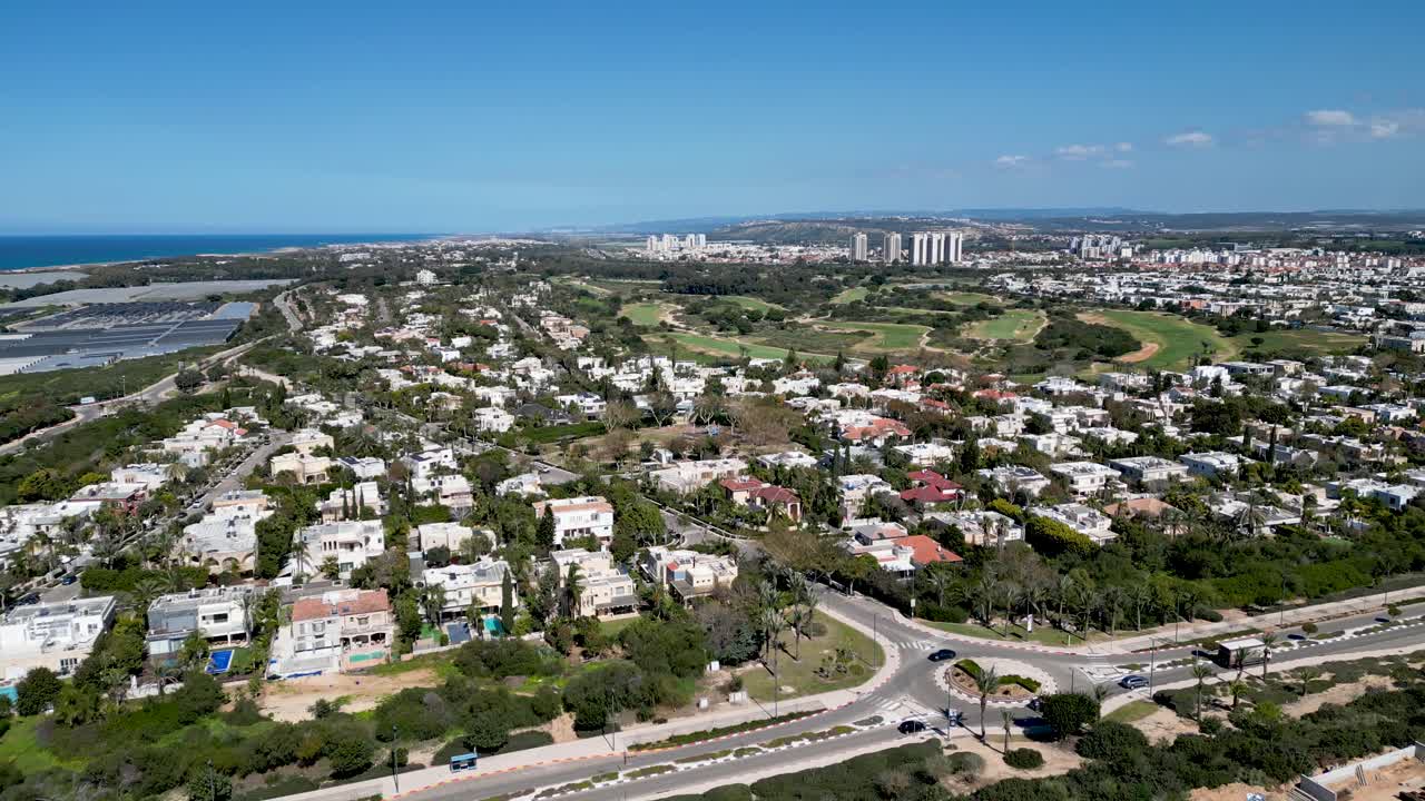 아름다운 가이사랴-이스라엘 마을의 4k 드론 비디오