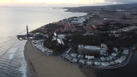 Las-Dunas-De-Arena-Se-Encuentran-Con-El-Océano-Atlántico