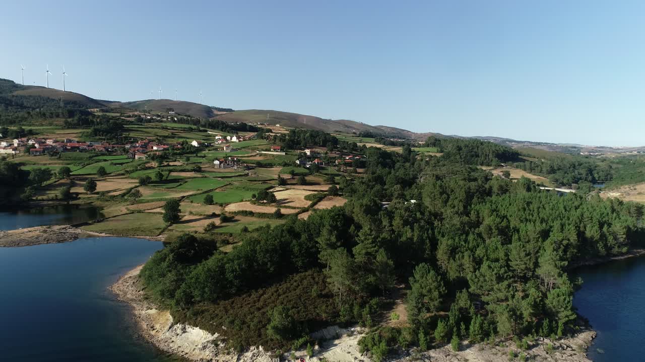 los hermosos lagos y el paisaje