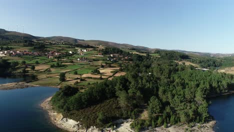 Los-Hermosos-Lagos-Y-El-Paisaje