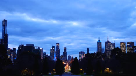 timelapse del horizonte de paranoma de melbourne en la noche timelapse de la noche de la ciudad de melbourne
