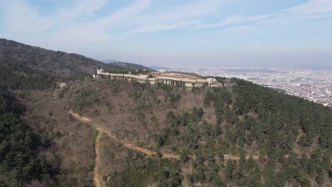 Vista-Aérea-Del-Castillo-Histórico-De-La-Ciudad