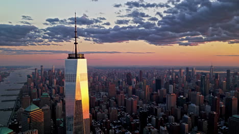 one world trade center at sunset