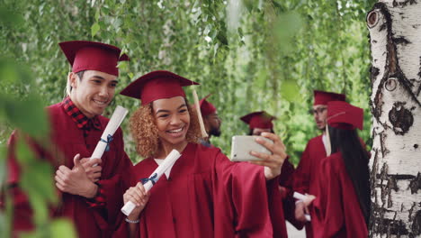 graduation selfie with friends