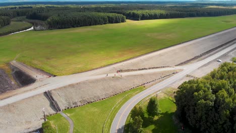 Video-De-Drones-4k-Del-Proyecto-De-Control-De-Inundaciones-De-Los-Lagos-Del-Río-Chena-Cerca-De-Fairbanks,-Alaska