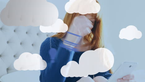 animación de nubes e iconos digitales sobre una mujer usando un teléfono inteligente
