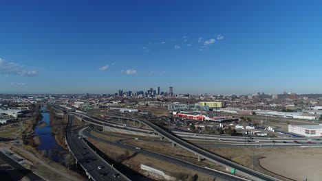 Un-Drone-Pan-Al-Sur-De-Denver