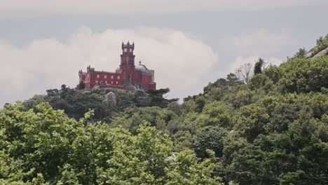 Palast-Von-Pena-In-Sintra