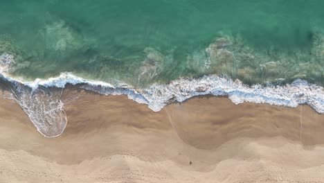 Farben-Des-Ozeans:-Von-Sand-Bis-Meer