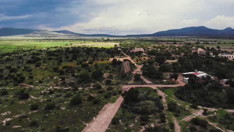 Luftaufnahme-Von-Mineral-De-Pozos,-Historische-Bergbaustadt-In-Mexiko