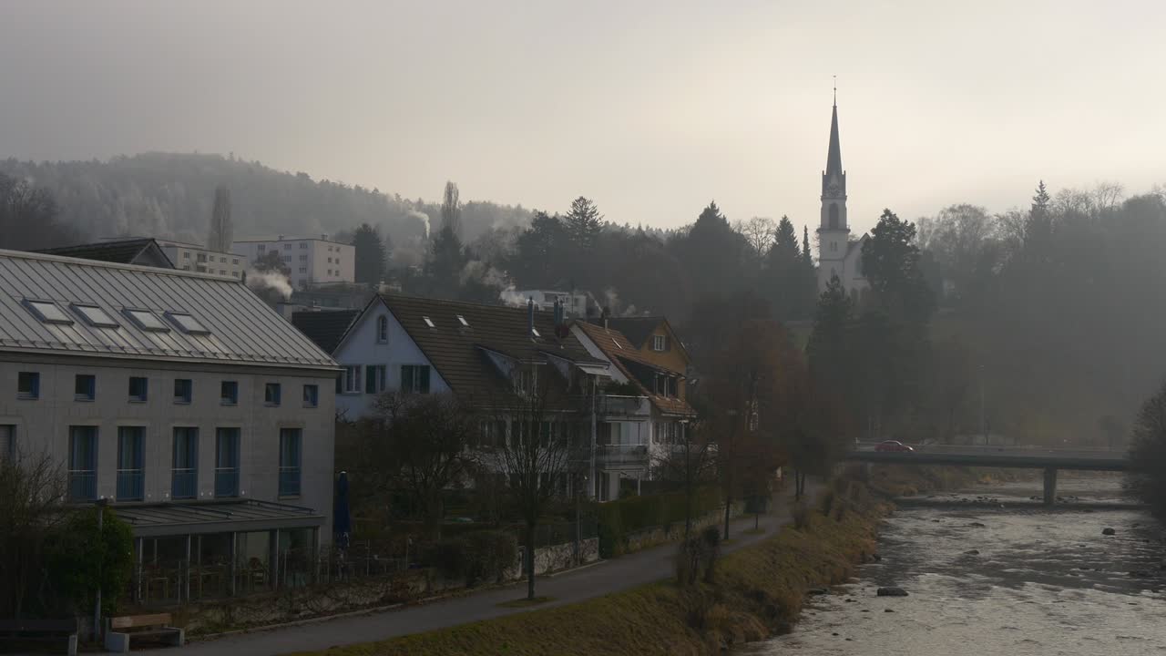 svizzera tramonto luce solare adliswil sihl ponte fluviale panorama 4k