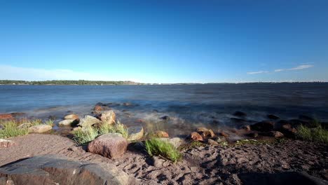 Time-lapse-seaside-skyscape-wide-angle