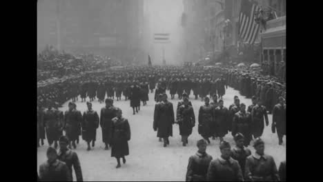 huge parades of soldiers in american cities prior to world war one 1