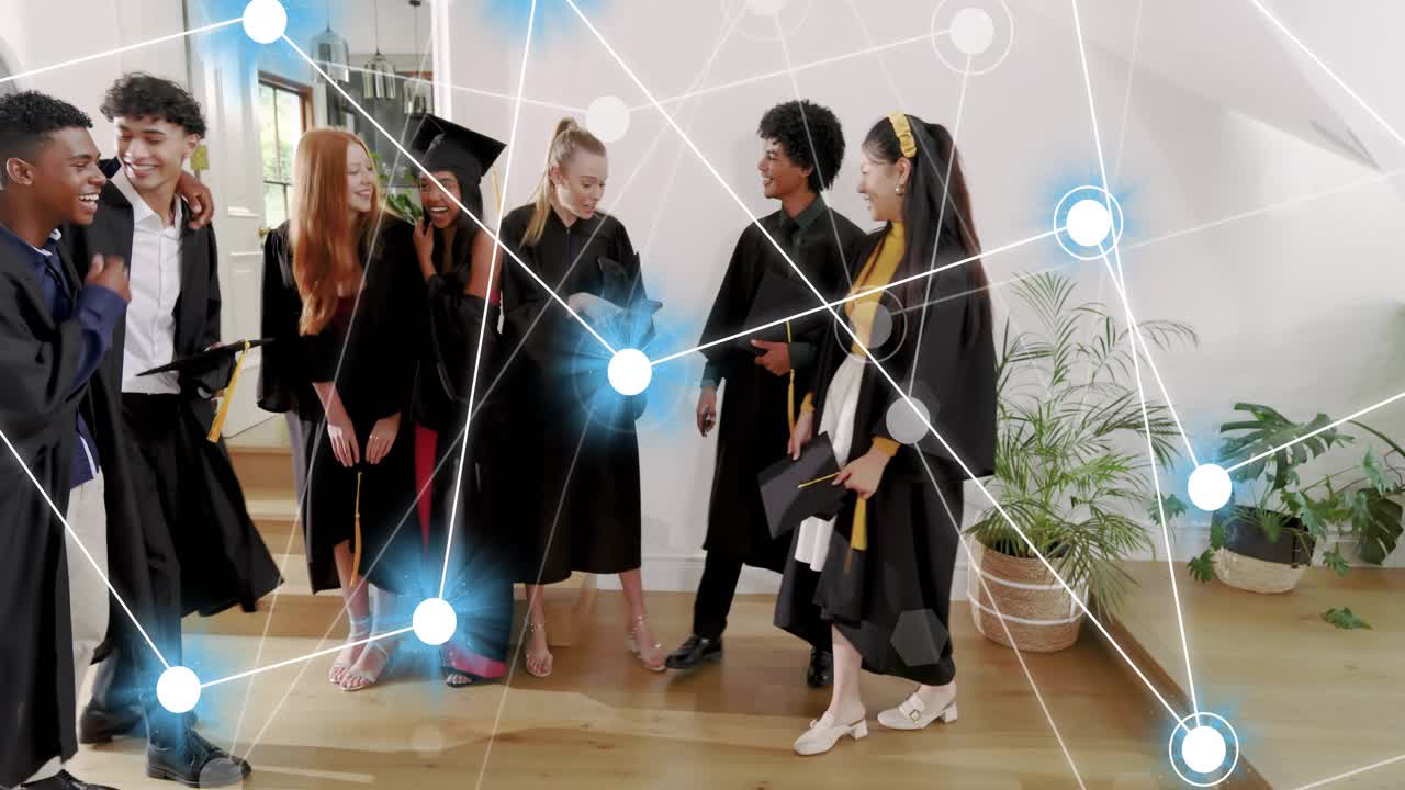 졸업생 7명이 휴대폰을 확인하며 졸업 사진을 위해 줄을 서고, 애니메이션 노드가 그룹 위로 자라나는 모습