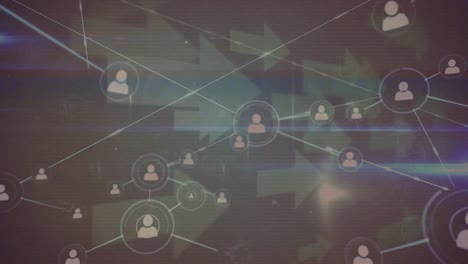 animación de la red de conexiones con personas iconos sobre flechas